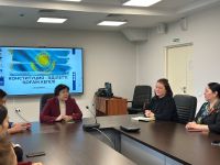 «Конституция - гарантия справедливого общества»: встреча с сотрудниками Республиканской научно-педагогической библиотеки () Изображение №3